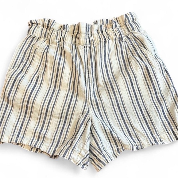 a.n.a Pants - A.N.A. strip shorts, size XS